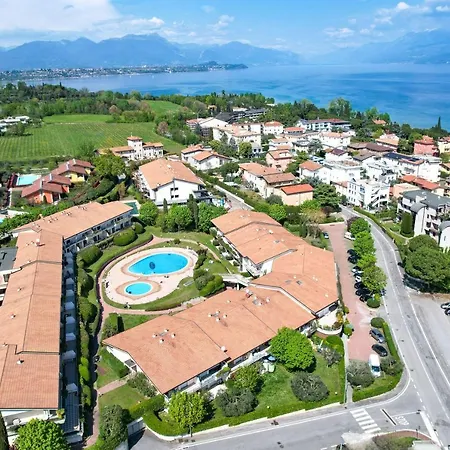 Apartament A Casa Di Attila Desenzanoloft Official Partner Homes & By Marriott Bonvoy Desenzano del Garda