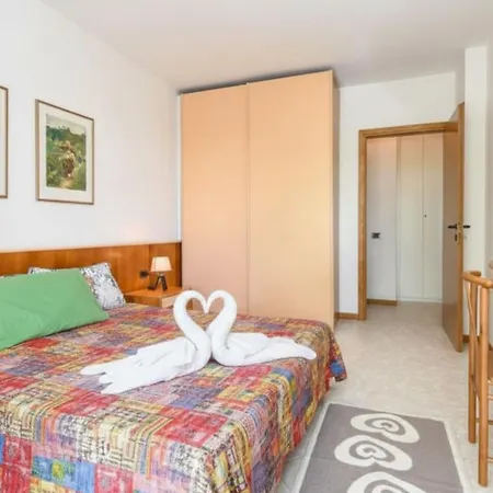 公寓 A Casa Di Attila Desenzanoloft Official Partner Homes & By Marriott Bonvoy